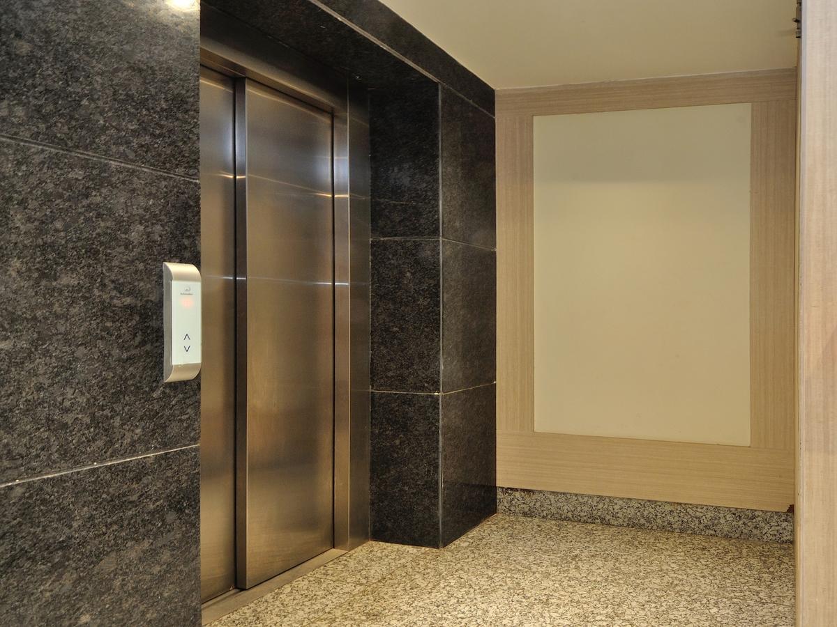 Hotel Royal Grand - Opposite Axis Bank East Patel Nagar New Delhi Exterior photo
