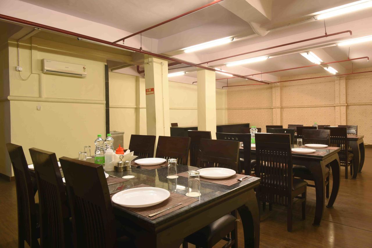 Hotel Royal Grand - Opposite Axis Bank East Patel Nagar New Delhi Exterior photo