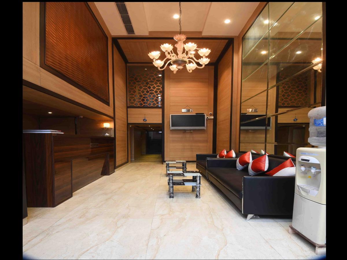 Hotel Royal Grand - Opposite Axis Bank East Patel Nagar New Delhi Exterior photo