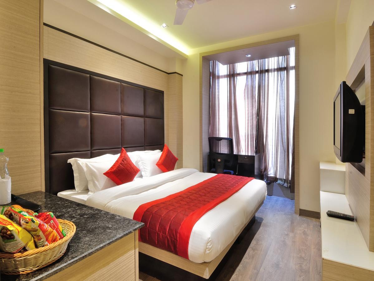 Hotel Royal Grand - Opposite Axis Bank East Patel Nagar New Delhi Exterior photo