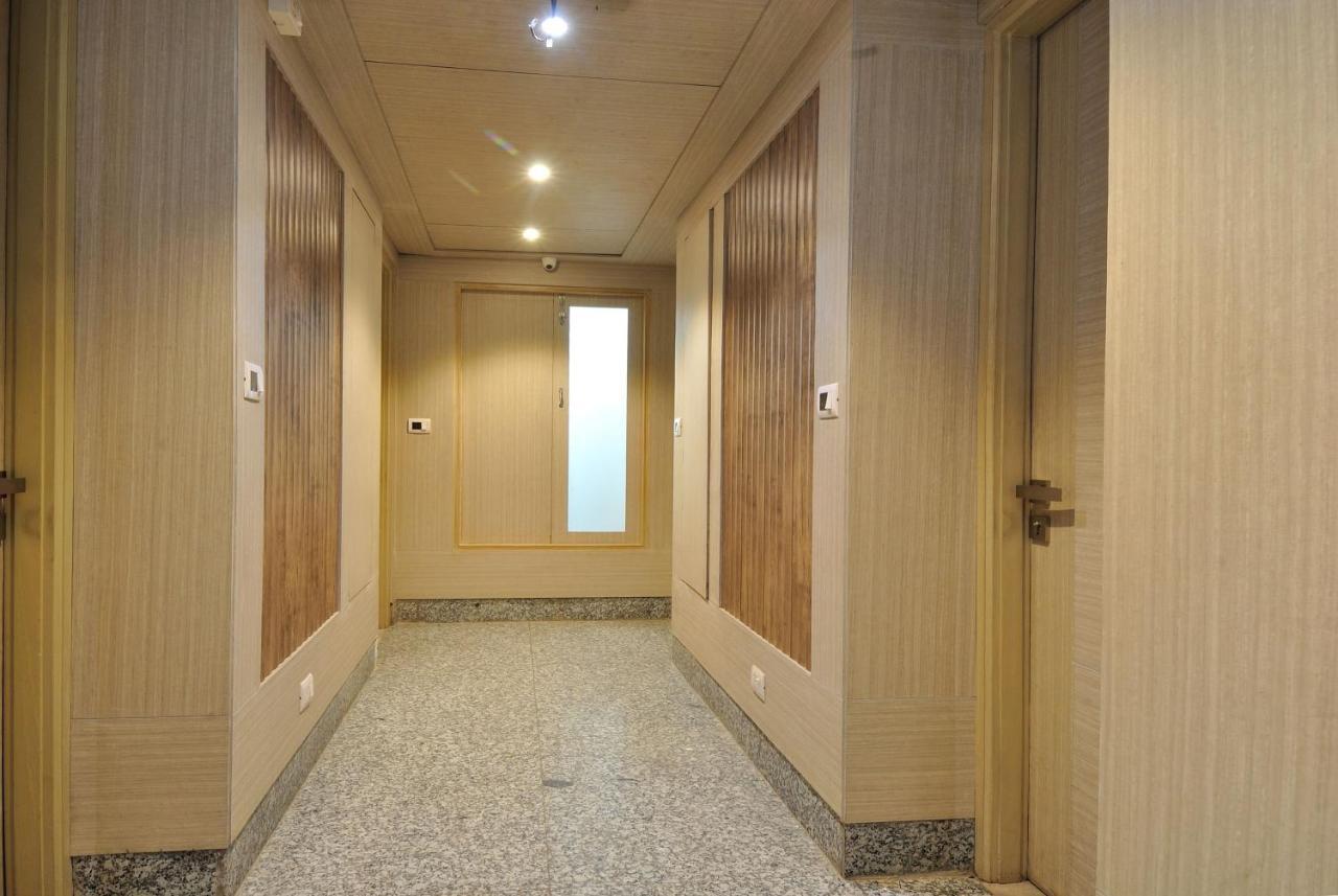 Hotel Royal Grand - Opposite Axis Bank East Patel Nagar New Delhi Exterior photo