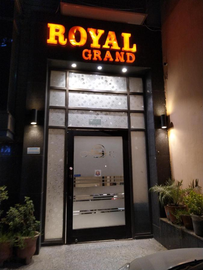 Hotel Royal Grand - Opposite Axis Bank East Patel Nagar New Delhi Exterior photo