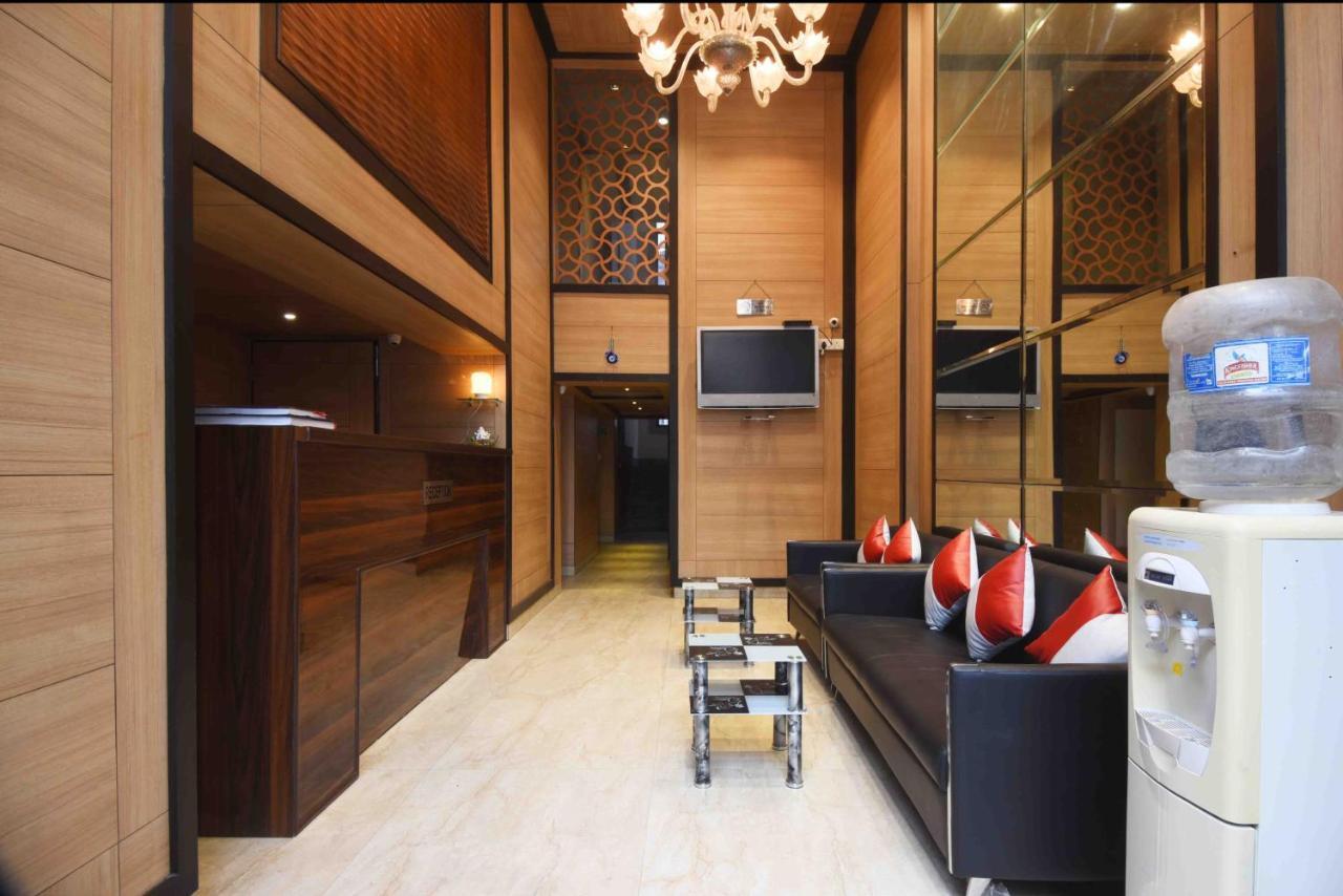 Hotel Royal Grand - Opposite Axis Bank East Patel Nagar New Delhi Exterior photo